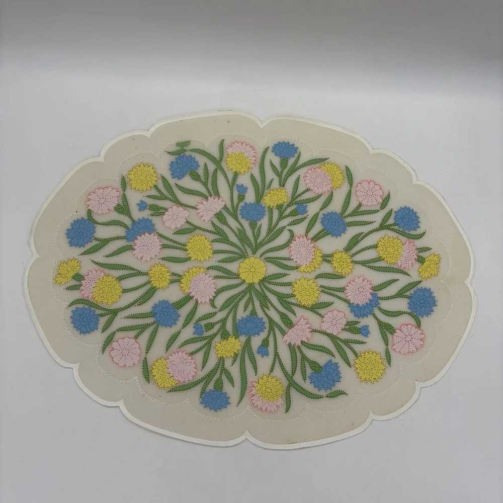 Vintage LOT of 4 Vinyl Floral Placemats Pastel Oval Scalloped Edges Cottagecore